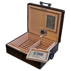 Brizard & Co Hacienda Airflow Solid Wood Humidor - Holds 75 Cigars 6 Brizard & Co Hacienda Airflow Solid Wood Humidor - Holds 75 Cigars -Cigar Store brizard co hacienda airflow humidor 172